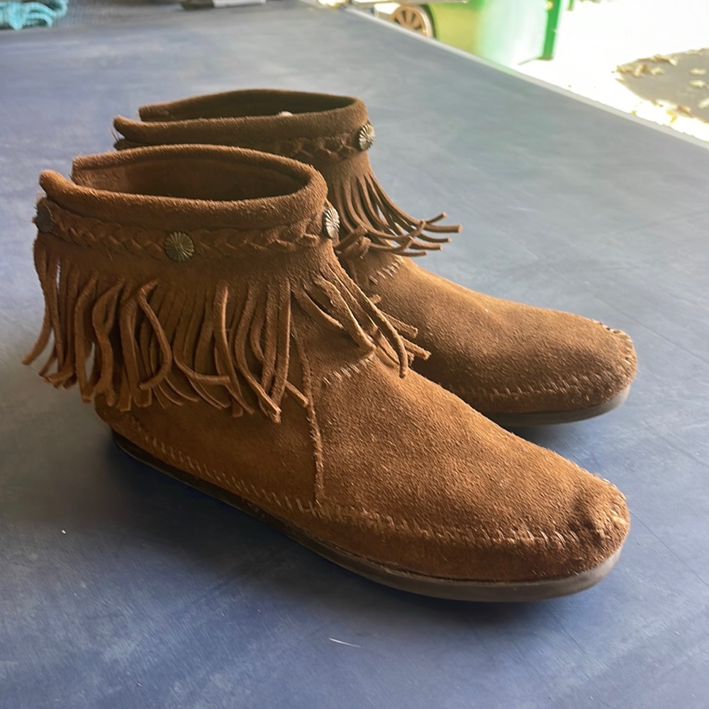 Minnetonka moccasin booties